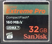 SanDisk CompactFlash 32 GB.