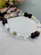 Bransoletka na gumce kamienie 