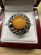 ORNO, Srebrny pierścionek z bursztynem r.13
