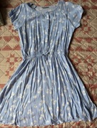 Błękitna niebieska sukienka kwiatki stokrotki margaretki 158