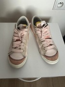 Adidasy sneakersy biało różowe Blazer Low '77 Jumbo Nike 40