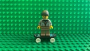 LEGO MINIFIGURES SERIA 4 STREET SKATER col057