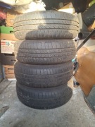 Golf Alufelgi wraz z oponami (cztery sztuki) 195/65 r15