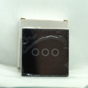 Dotykowy włącznik światła potrójny czarny szklany fi60