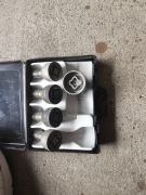 Śruby zabezpieczające złodziejki Oryginalny Opel 