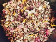 Własnoręcznie robiona herbatka z kwiatów