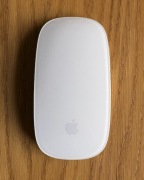 Apple Magic Mouse 2 A1657 EMC 2923 Biała Bluetooth Lightning