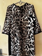 Sukienka tunika w cętki panterkę