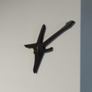 WIESZAK - GITARA - WZÓR E - CZARNY