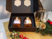 Zestaw miodów w prezentowym kartoniku 2 x 450gram.