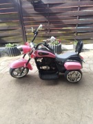 Motocykl elektryczny chopper 