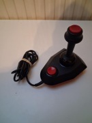 Joystick do Atari/Amigi ze zmiennym fierem