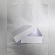 Pudełko z wieczkiem na upominki decoupage