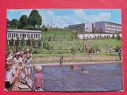 BRZOZÓW    - Pocztówka  / III  z 1984 r.  /  BASEN