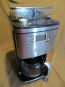 Ekspres przelewowy z młynkiem (niemiecki) UNOLD