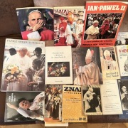 Archiwum Pont. Jana Pawła II – 25 poz. + Teczka Prasowa + Rarytas z 1999 r.