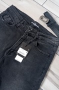 Spodnie Jeans z Paskiem w Komplecie.