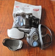 Półmaska 3M - model 3200 z filtrami