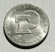 1 dolar 1976 D Eisehover one dollar Stan !!!