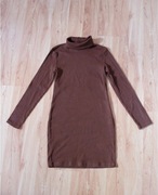 Jesienna sukienka z golfem 