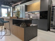 NeoNolte – luksusowa kuchnia podświetlana, SOFT LACK Graphite + NeoLODGE