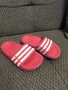 Używane klapki basenowe Adidas UK10 Euro 28, 17,5cm
