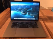 MacBook Pro 15 inch 2.6GHz i7 16GB 512GB SSD (2018