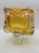 Szklana misa artystyczna żołta J. Hospodka Huta Chribska