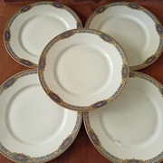 PŁYTKIE TALERZE  LIMOGES FRANCJA 5 szt. plus gratis