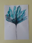 Obrazek - akwarelowy płynący niebieski kwiat.