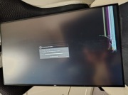 Popsuty monitor kolorowy bezramkowy 27 cale Dell U2719 UltraSharp