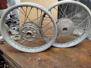 Koła wsk 125 komplet nierdzewne szprychy 