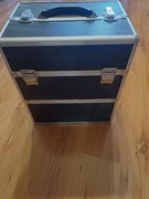 Kuferek na przyrządy manicure  nowy