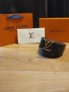 Pasek LV (czarny, złota klamra)