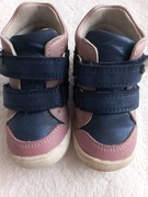 Wojtylko. Buciki przejściowe dziewczęce. 