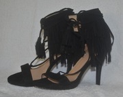 Czarne wiązane sandały na szpilce rozm.35