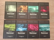 Hakan Nesser Człowiek bez psa, Całkiem inna historia, Drugie życie, Samotni