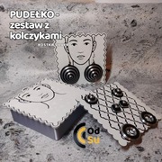 Zestaw pudełko z kolczykami KOSTKA SILVER