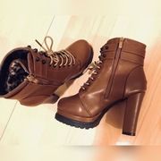 Nowe buty jesienno-zimowe r.37 dł.ob 11 cm 