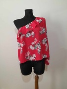 Bluzka czerwona w kwiaty