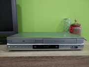 LG V9700 Magnetowid VHS DVD Combo 