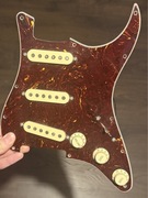 Pickguard Fender American Profesional 2 - kpl.
