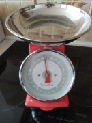 Waga kuchenna mechaniczna w stylu vintage