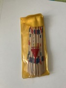 gra zrecznosciowa MIKADO M F R drewniane bierki malowan , zuzyte opakowanie