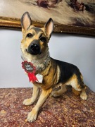 Duża figurka owczarek niemiecki, wilczur, realistyczna, dom, ogród