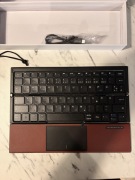 Omoton BK003 – Składana klawiatura Bluetooth 