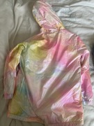 Sprzedam trzy kurtki wiek 8-9 lat