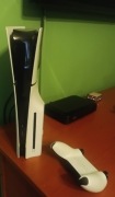 PS5 slim 1tb z napendem+dwa pady