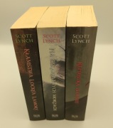 NIECNI DŻENTELMENI KŁAMSTWA NA SZKARŁATNYCH MORZACH REPUBLIKA Lynch 1-3 BDB