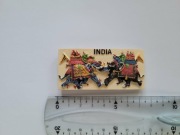 Magnes na lodówkę - 230g. INDIE Słonie